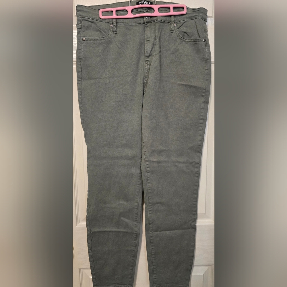 Womens Green Skinny Jeans‎
